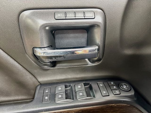 2019 GMC Sierra 2500HD Denali 1 OWNER CLEAN CARFAX!