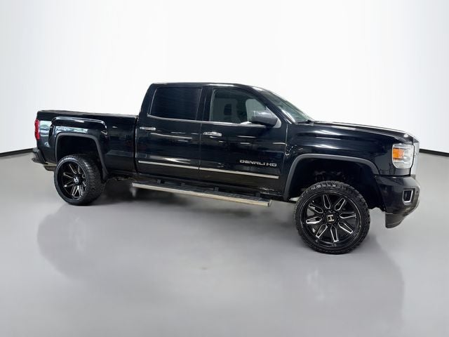2019 GMC Sierra 2500HD Denali 1 OWNER CLEAN CARFAX!
