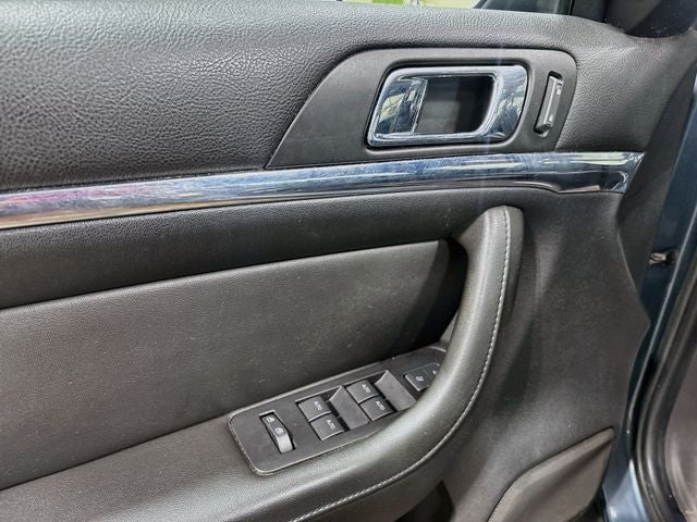 2010 Lincoln MKS Base CLEAN CARFAX!