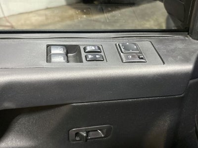 2014 Nissan Titan SV 4WD W/ CLEAN CARFAX