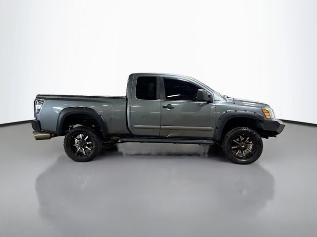 2014 Nissan Titan SV 4WD W/ CLEAN CARFAX