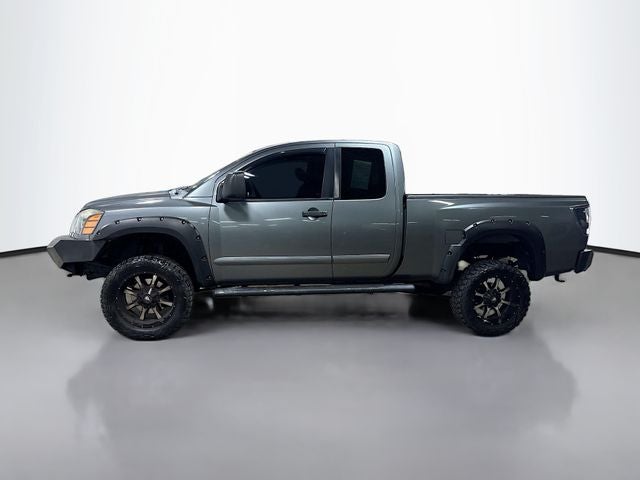 2014 Nissan Titan SV 4WD W/ CLEAN CARFAX