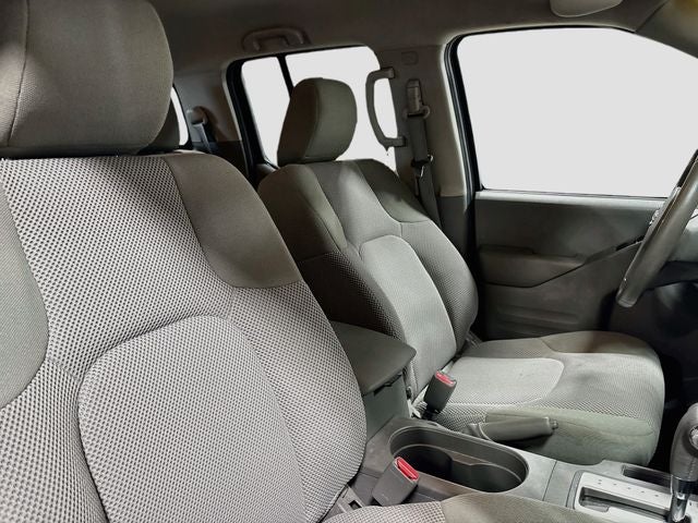 2019 Nissan Frontier SV CLEAN CARFAX!