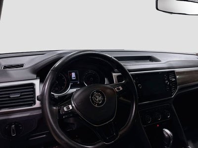 2018 Volkswagen Atlas SEL W/ HEATED SEATS