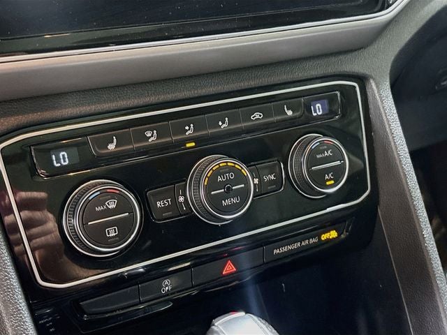 2018 Volkswagen Atlas SEL W/ HEATED SEATS