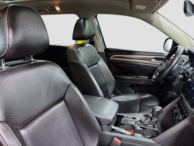 2018 Volkswagen Atlas SEL W/ HEATED SEATS