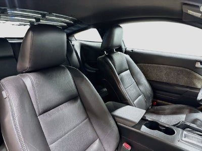 2007 Ford Mustang V6 Deluxe W/ CLEAN CARFAX