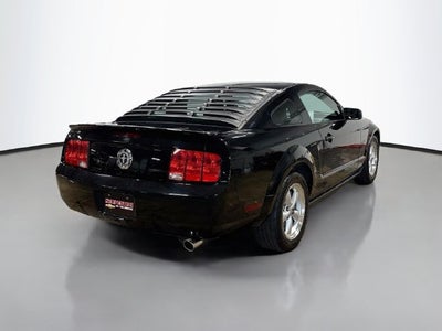2007 Ford Mustang V6 Deluxe W/ CLEAN CARFAX