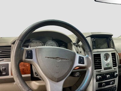 2008 Chrysler Town & Country Touring