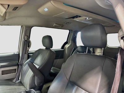 2008 Chrysler Town & Country Touring
