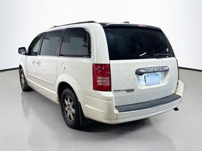 2008 Chrysler Town & Country Touring