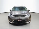 2019 Chrysler Pacifica Touring L 8 PASSENGER