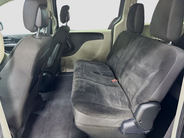 2018 Dodge Grand Caravan SE W/ BACKUP CAM
