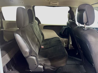 2018 Dodge Grand Caravan SE W/ BACKUP CAM