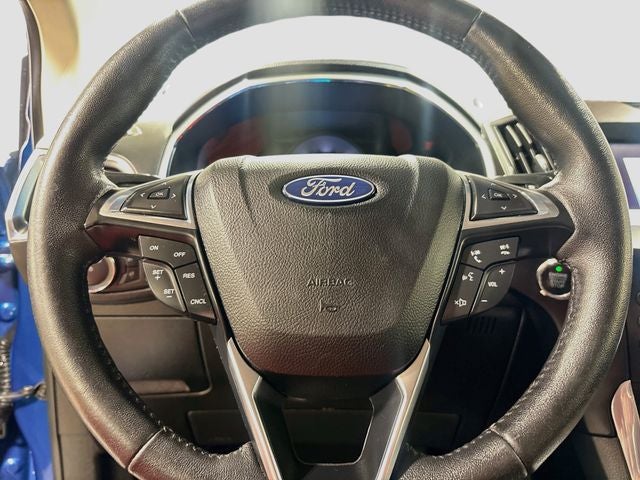 2020 Ford Edge Titanium 1 OWNER!!