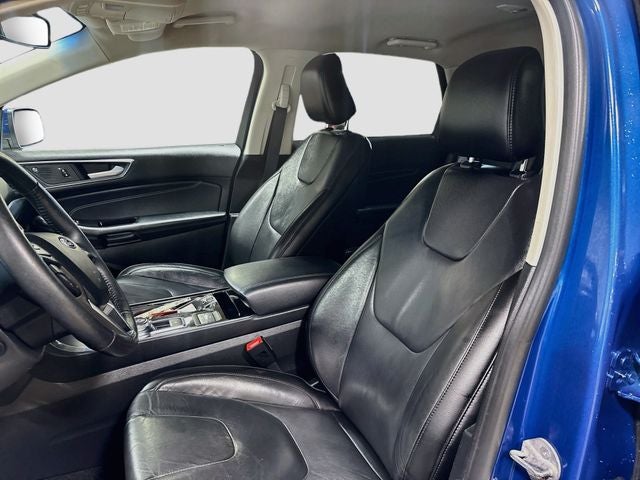 2020 Ford Edge Titanium 1 OWNER!!