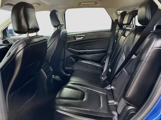 2020 Ford Edge Titanium 1 OWNER!!
