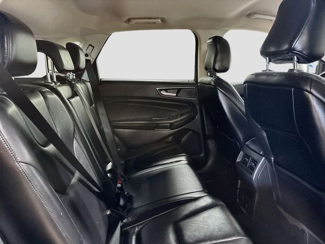 2020 Ford Edge Titanium 1 OWNER!!