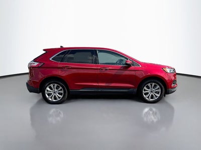2022 Ford Edge Titanium 1 OWNER!