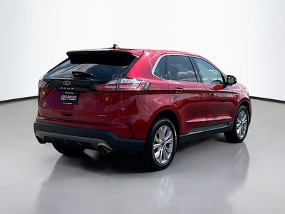 2022 Ford Edge Titanium 1 OWNER!