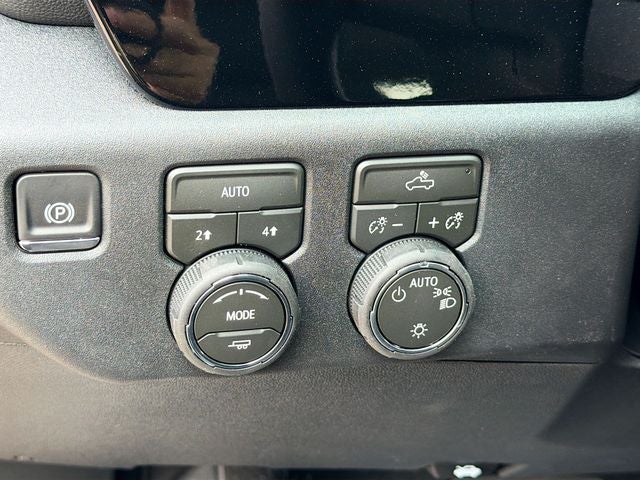 2026 Chevrolet Silverado 1500 LT LT1