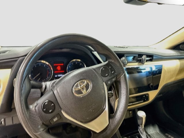 2017 Toyota Corolla LE W/ REVERSE CAM!!
