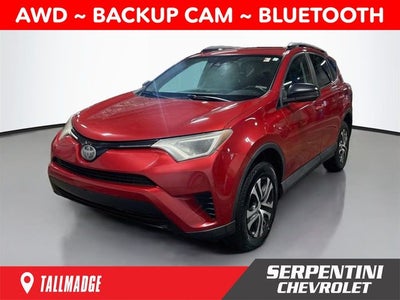 2017 Toyota RAV4 LE AWD!