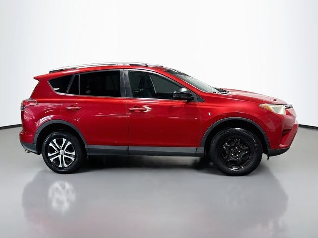 2017 Toyota RAV4 LE AWD!