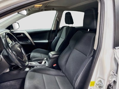 2017 Toyota RAV4 XLE AWD!