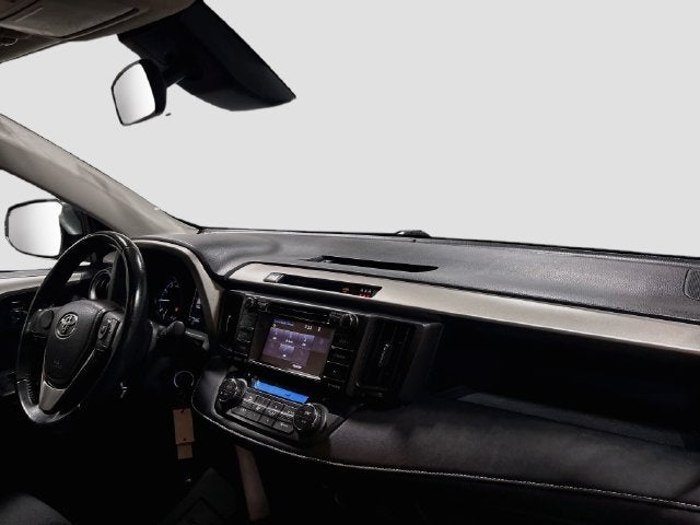 2017 Toyota RAV4 XLE AWD!