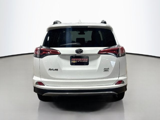 2017 Toyota RAV4 XLE AWD!