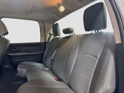 2017 RAM 3500 Tradesman 4X4 + HEMI!