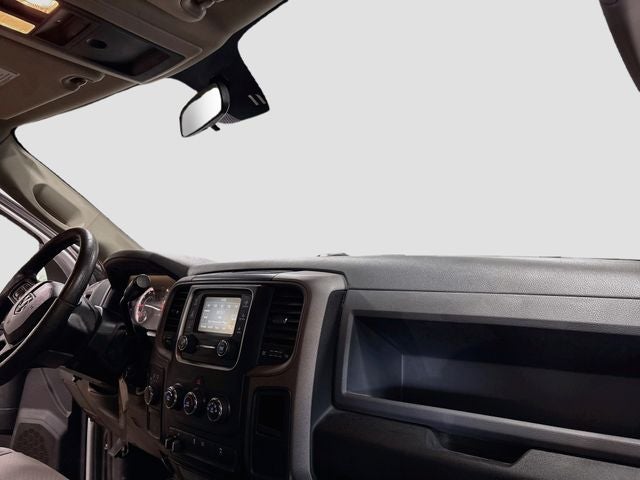 2017 RAM 3500 Tradesman 4X4 + HEMI!