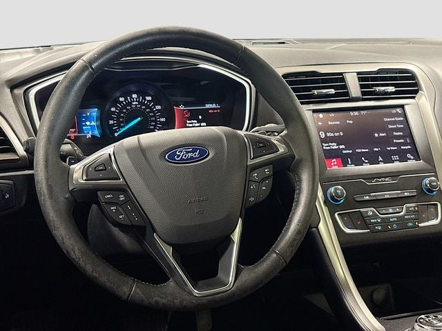 2019 Ford Fusion SEL W/ MOONROOF