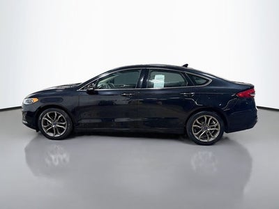 2019 Ford Fusion SEL W/ MOONROOF