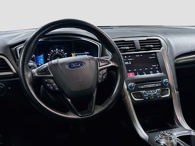 2017 Ford Fusion SE CLEAN CARFAX!