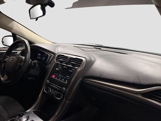 2017 Ford Fusion SE CLEAN CARFAX!