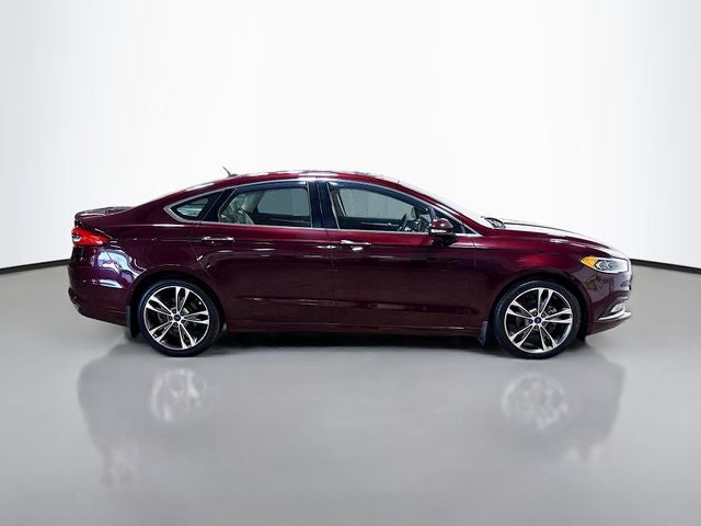 2017 Ford Fusion Titanium W/ MOONROOF
