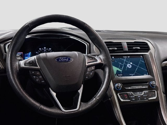 2017 Ford Fusion SE W/ SUNROOF