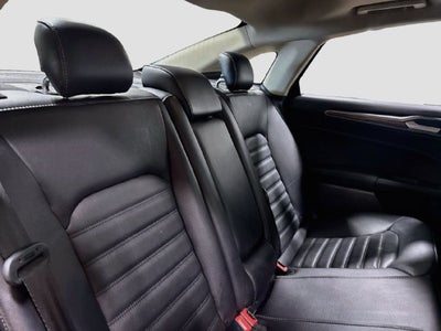 2017 Ford Fusion SE W/ SUNROOF