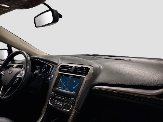 2017 Ford Fusion SE W/ SUNROOF