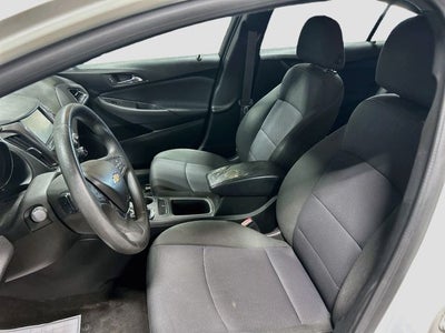 2017 Chevrolet Cruze LT HATCHBACK!