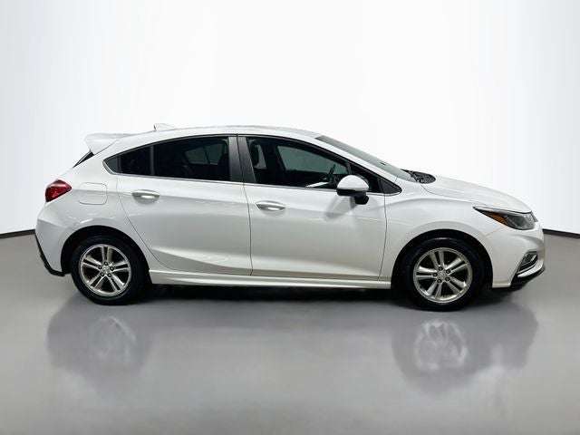2017 Chevrolet Cruze LT HATCHBACK!