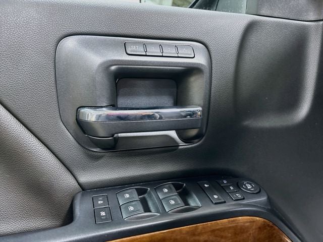 2018 Chevrolet Silverado 1500 High Country 1 OWNER! 46K MILES