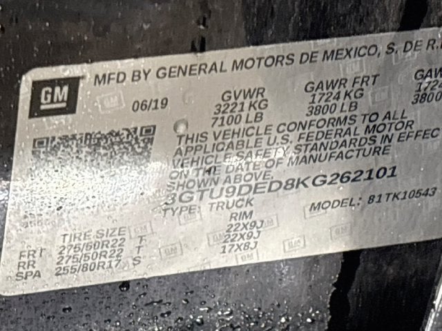 2019 GMC Sierra 1500 SLT W/ 5.3L V8!