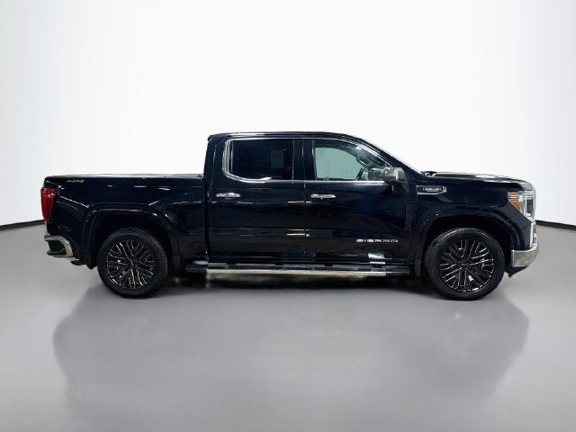 2019 GMC Sierra 1500 SLT W/ 5.3L V8!