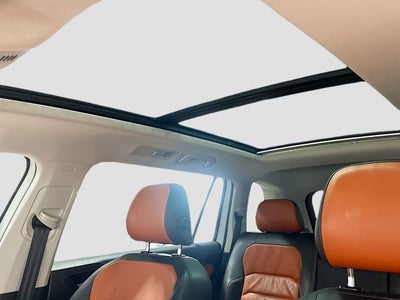 2018 Volkswagen Tiguan 2.0T SEL Premium W/ HEATED SEATS