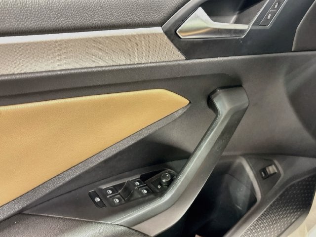 2019 Volkswagen Jetta R-Line W/ MOONROOF