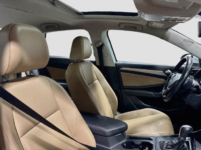 2019 Volkswagen Jetta R-Line W/ MOONROOF