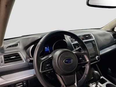 2018 Subaru Outback 2.5i Premium 1 OWNER CLEAN CARFAX!